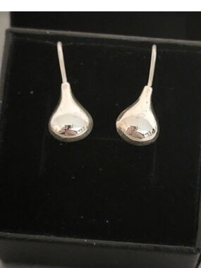 Silpada Silver Teardrop Hook Earrings